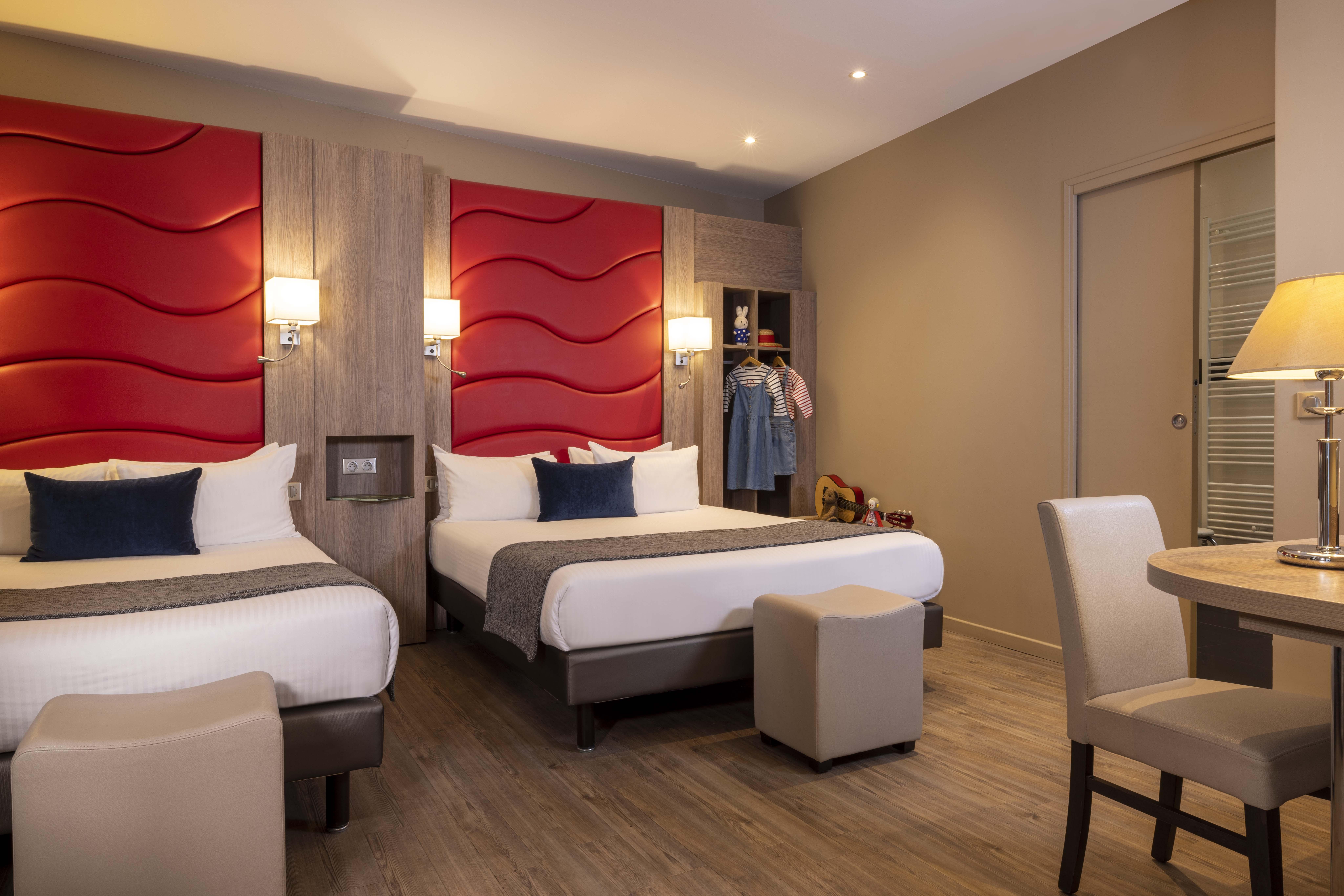 Hotel L'Interlude Paris Exterior photo
